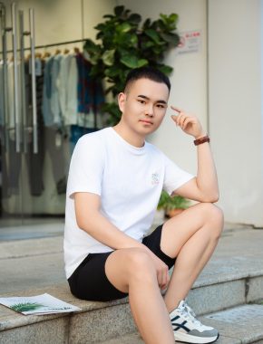 罗士强 襄阳 29岁 175cm 65kg