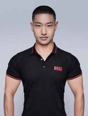 夏苏亮 襄阳 41岁 172cm 61kg
