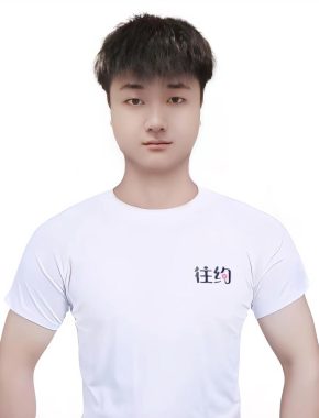 伊焕焜 武汉 27岁 184cm