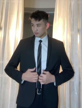 陈勇 贵阳 38岁 170cm 57kg