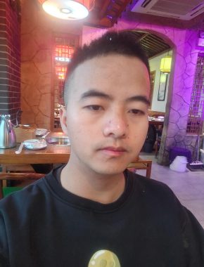 陈俊坤 贵阳 29岁 170cm 56kg