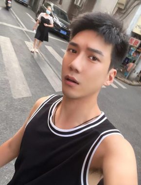 陈向宏 武汉 31岁 176cm 63kg