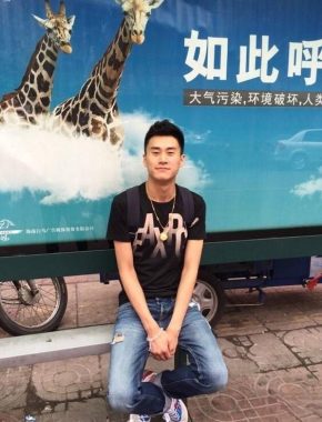 易小迪 武汉 29岁 182cm 66kg