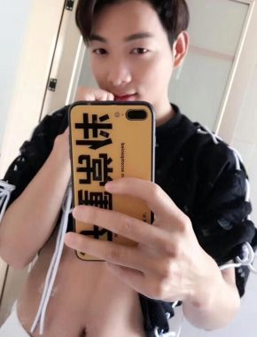 陈之汉 武汉 27岁 178cm 65kg