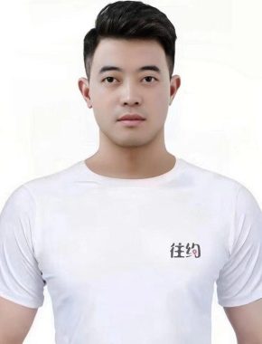 王梦威 武汉 27岁 65kg