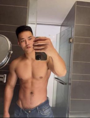 关斌/浩宇/Andy 武汉 34岁 183cm 87kg