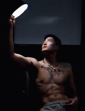 蔡骏/阿璇 武汉 25岁 178cm 75kg