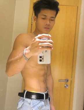 阿肖 苏州 26岁 178cm 68kg