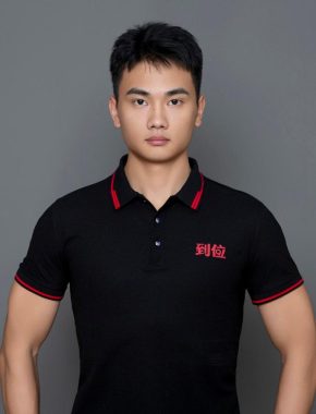 尹耀东 长沙 26岁 172cm 65kg