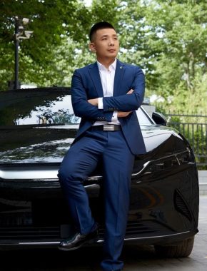 胡事民/雷子 长沙 34岁 173cm 75kg