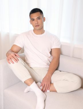 张朝艺 长沙 33岁 181cm 70kg