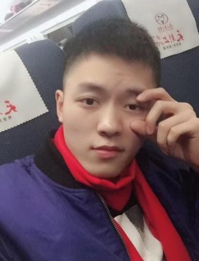 曹国伟 长沙 28岁 176cm 61kg