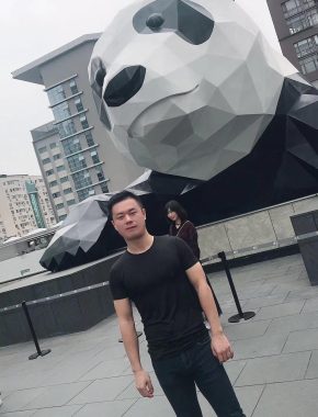 杜琪峰 长沙 35岁 175cm 71kg