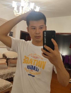 贾少谦 长沙 32岁 173cm 65kg