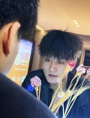 贾姚 长沙 23岁 172cm 74kg