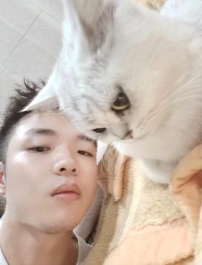 刘正华 长沙 26岁 170cm 60kg