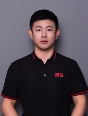 贾振东 昆明 44岁 175cm 75kg