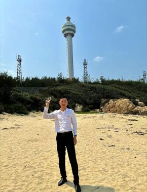 姜政 海口 49岁 175cm 60kg