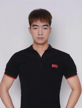胡燕生 昆明 29岁 172cm 62kg