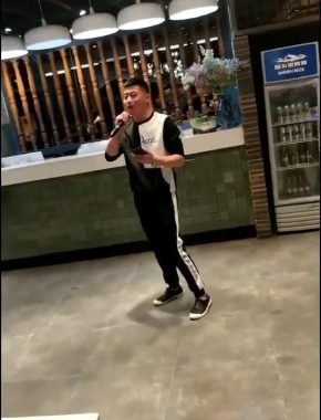 赵宜恒 营口 28岁 180cm 70kg