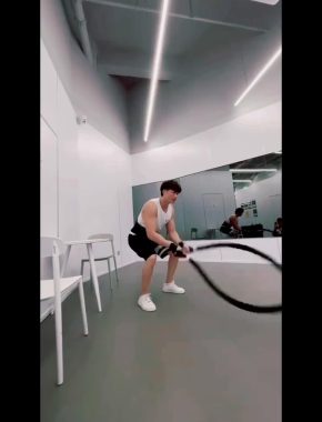 成宏伟 长沙 35岁 182cm 80kg