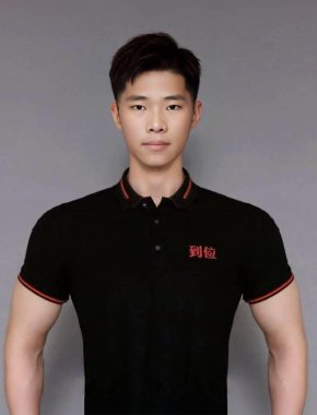 李文涵 大连 21岁 178cm 70kg