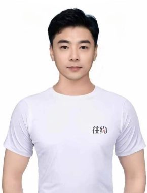 高扬 三亚 38岁
