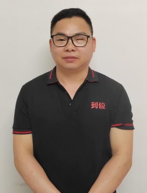李万全 南宁 42岁 165cm 70kg