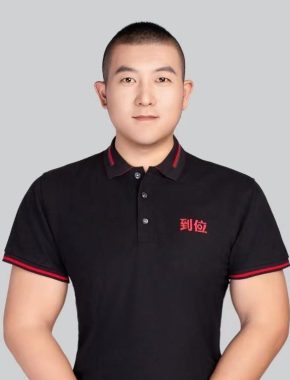 刘秉军 南宁 34岁 180cm 70kg