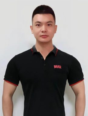 霍德超 沈阳 36岁 180cm 80kg