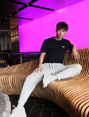 白贺杨 沈阳 25岁 181cm 65kg