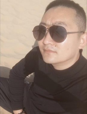 王佳迪 沈阳 32岁 180cm 79kg