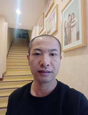 卢宏明 沈阳 43岁 172cm 70kg