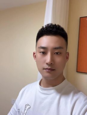 周立东 沈阳 28岁 175cm 72kg