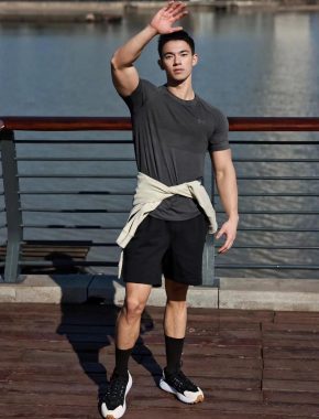 钱白嘎利 海口 27岁 174cm 76kg