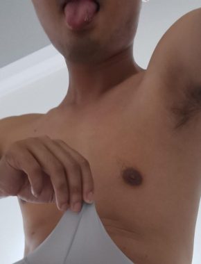 谢子龙 三亚 29岁 172cm 65kg