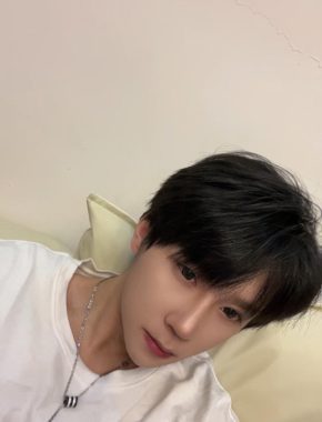余子俊 三亚 28岁 175cm 60kg