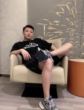 高正明 呼和浩特 33岁