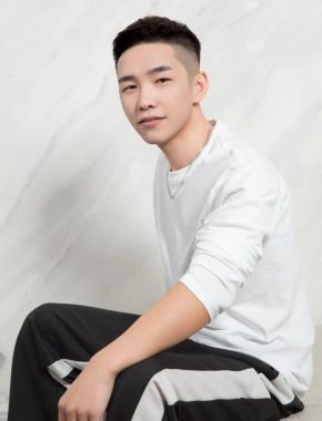 王佳鑫 长春 32岁 175cm 62kg