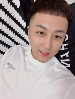 张岩 长春 35岁 180cm 150kg