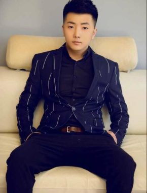 张颖 长春 35岁 178cm 74kg