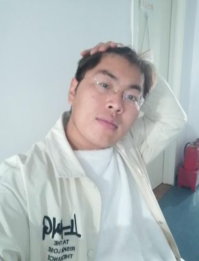 张梦德 太原 27岁 178cm 80kg