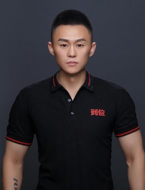 吴耀辉 绥化 43岁 175cm 62kg