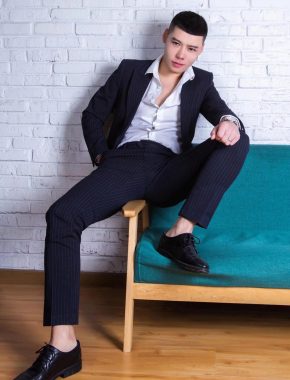 杨开宇 佳木斯 30岁 180cm 70kg