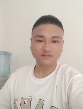 张杨 哈尔滨 34岁 175cm 70kg
