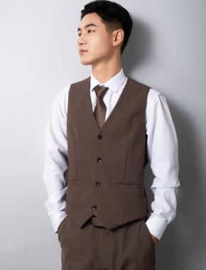 闫寒 哈尔滨 31岁 178cm 60kg