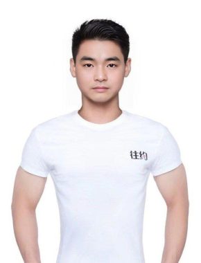 徐海 南昌 37岁 175cm 72kg