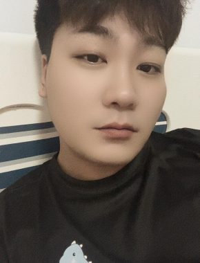 孔祥鹏 哈尔滨 30岁 172cm 62kg