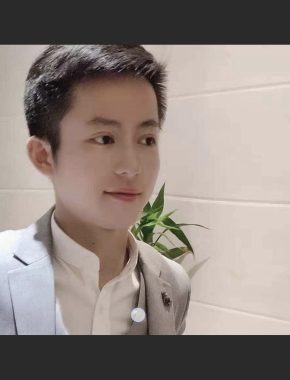 万常朋 南昌 26岁 175cm 62kg