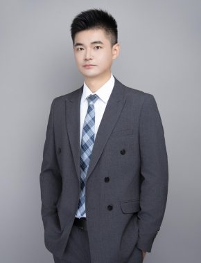 徐海 南昌 38岁 175cm 70kg